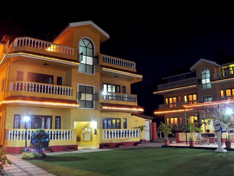 Marina Bay Beach Resort Candolim Εξωτερικό φωτογραφία