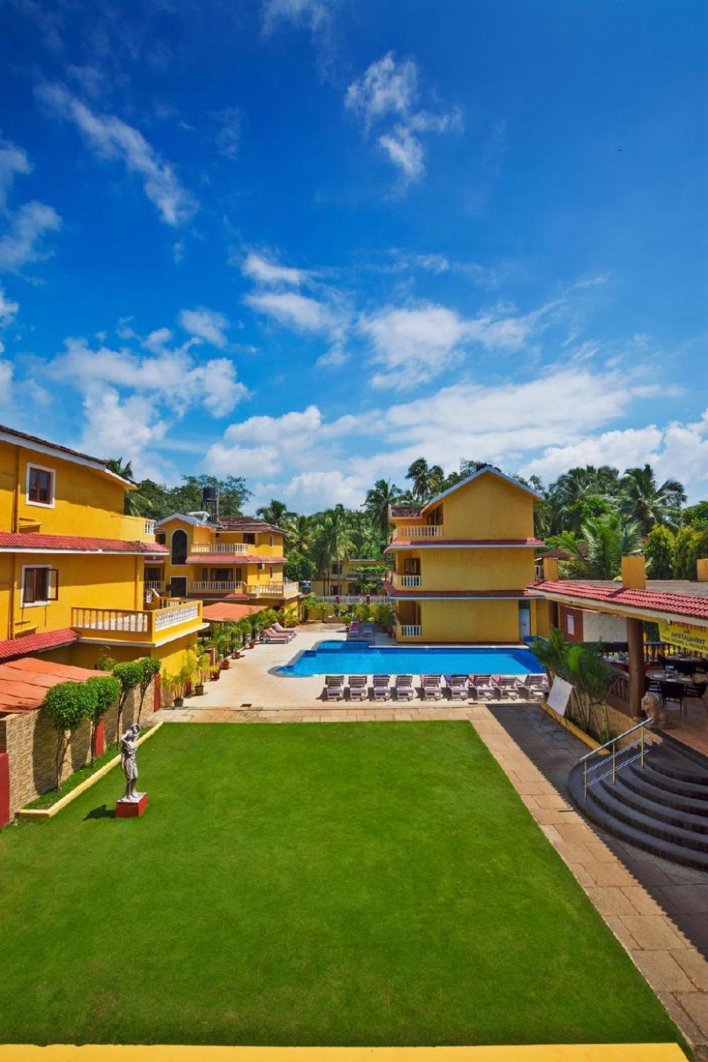 Marina Bay Beach Resort Candolim Εξωτερικό φωτογραφία