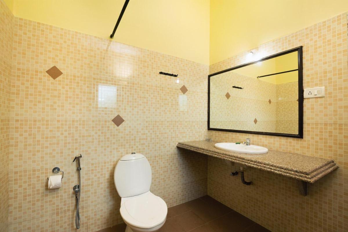 Marina Bay Beach Resort Candolim Εξωτερικό φωτογραφία
